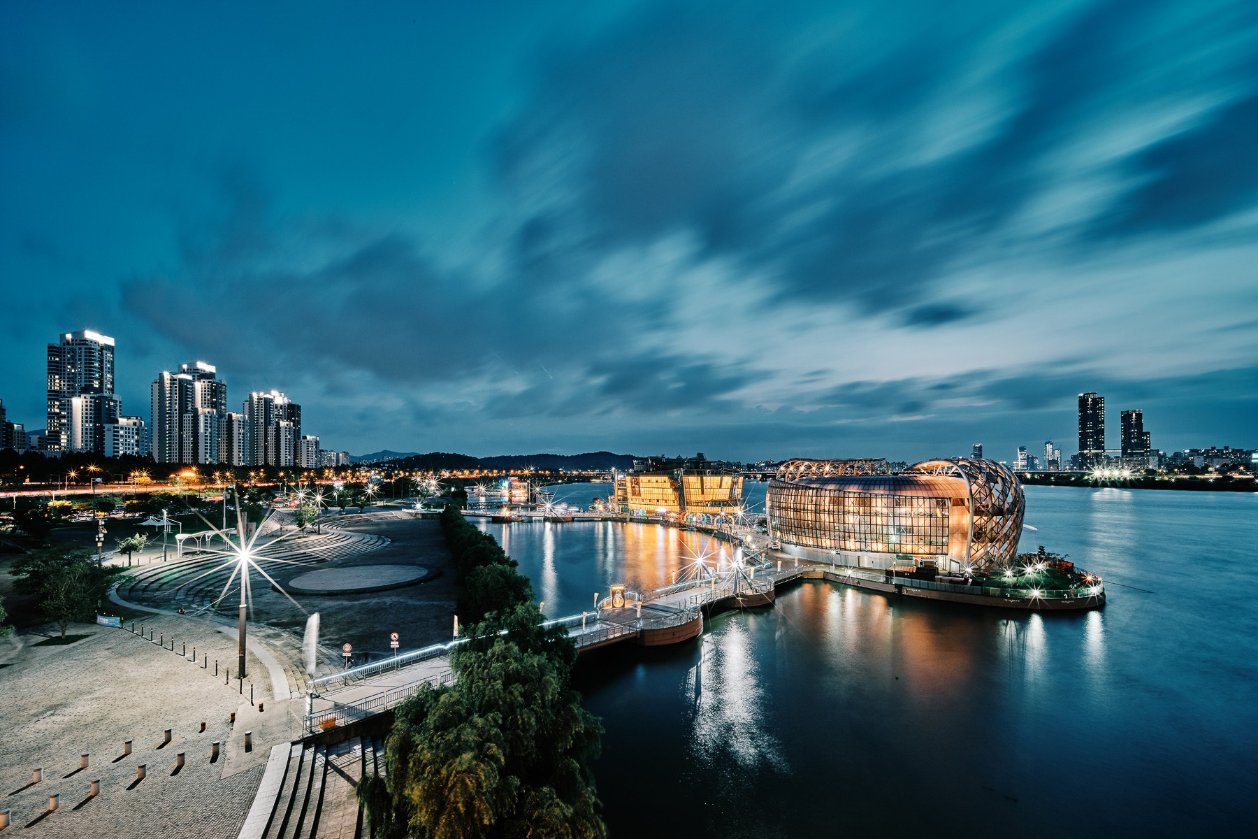 Obiektyw Venus Optics Laowa D-Dreamer 17 mm f/4,0 Zero-D do Fujifilm G - Zdjęcie 23