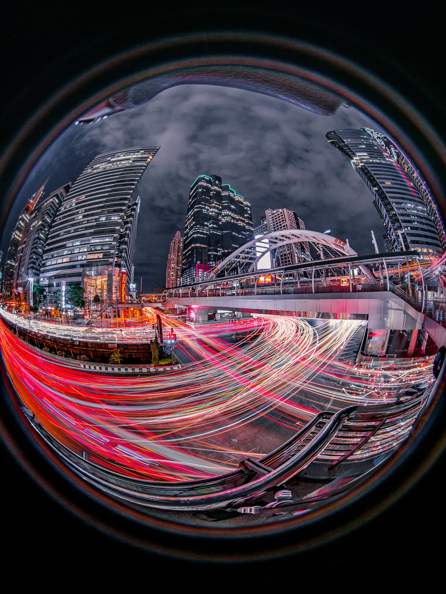Obiektyw Venus Optics Laowa 4 mm f/2,8 Fisheye do Fujifilm X - Zdjęcie 1 Obiektyw Venus Optics Laowa 4 mm f/2,8 Fisheye do Fujifilm X - Zdjęcie 1