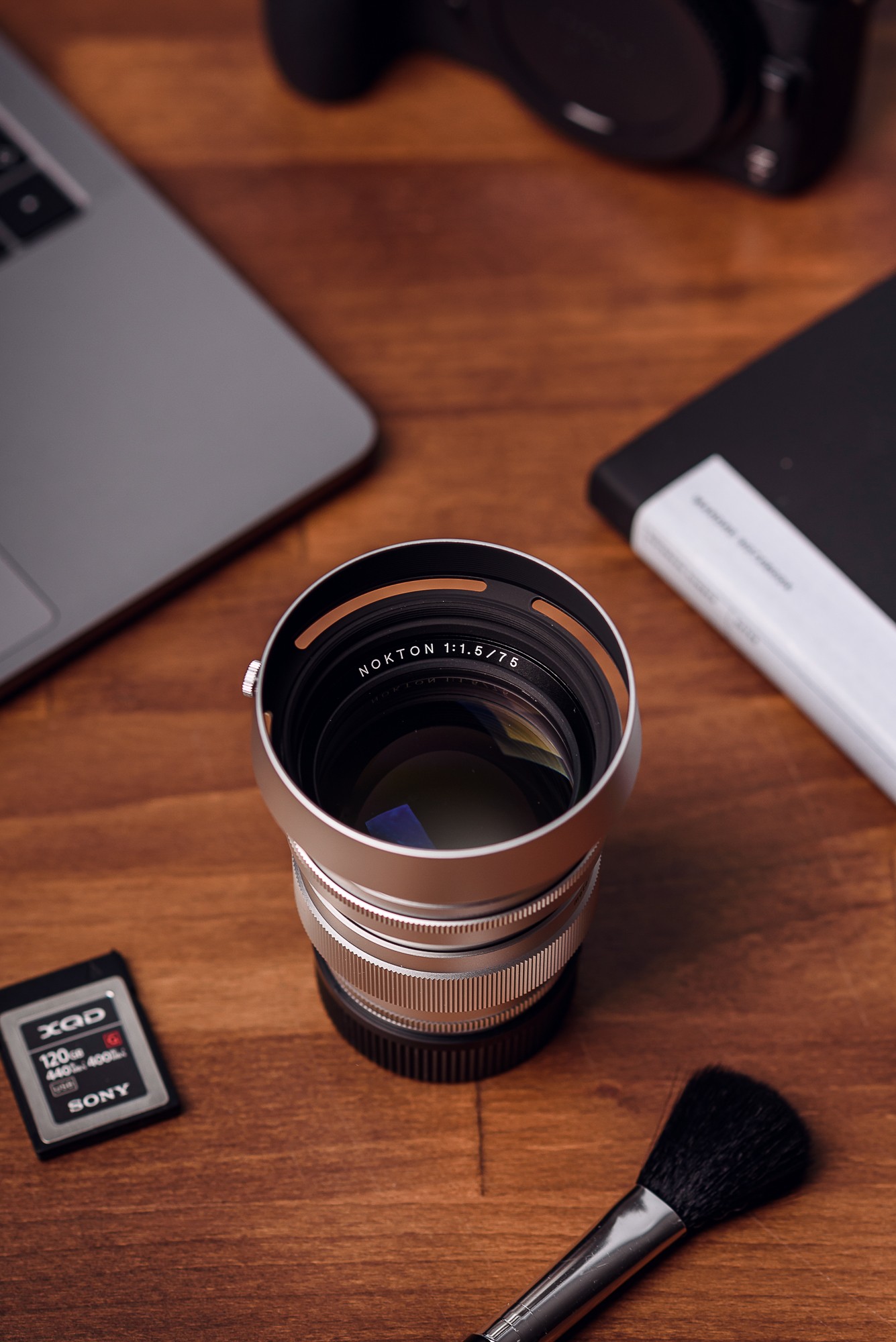 Obiektyw Voigtlander Nokton 75 mm f/1,5 do Leica M - srebrny - Zdjęcie 9 Obiektyw Voigtlander Nokton 75 mm f/1,5 do Leica M - srebrny - Zdjęcie 9
