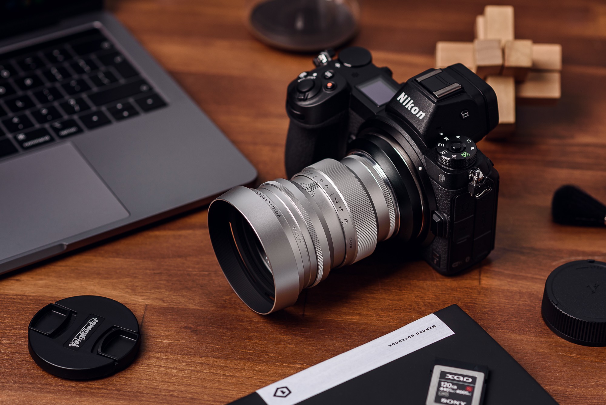 Obiektyw Voigtlander Nokton 75 mm f/1,5 do Leica M - srebrny - Zdjęcie 14 Obiektyw Voigtlander Nokton 75 mm f/1,5 do Leica M - srebrny - Zdjęcie 14